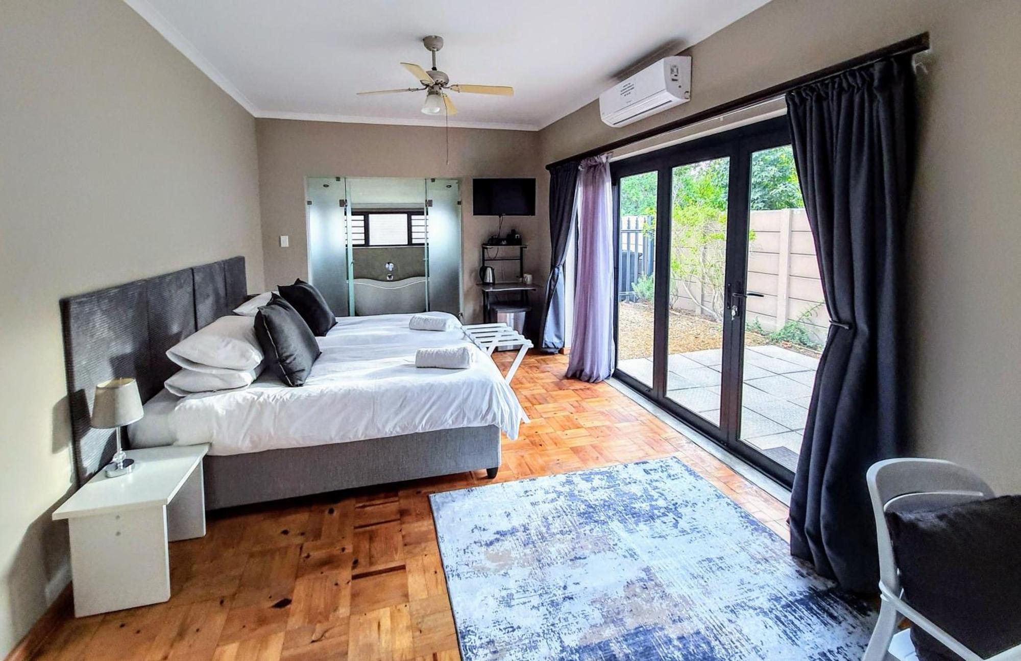 Hotel 9 On Drommedaris à Stellenbosch Extérieur photo