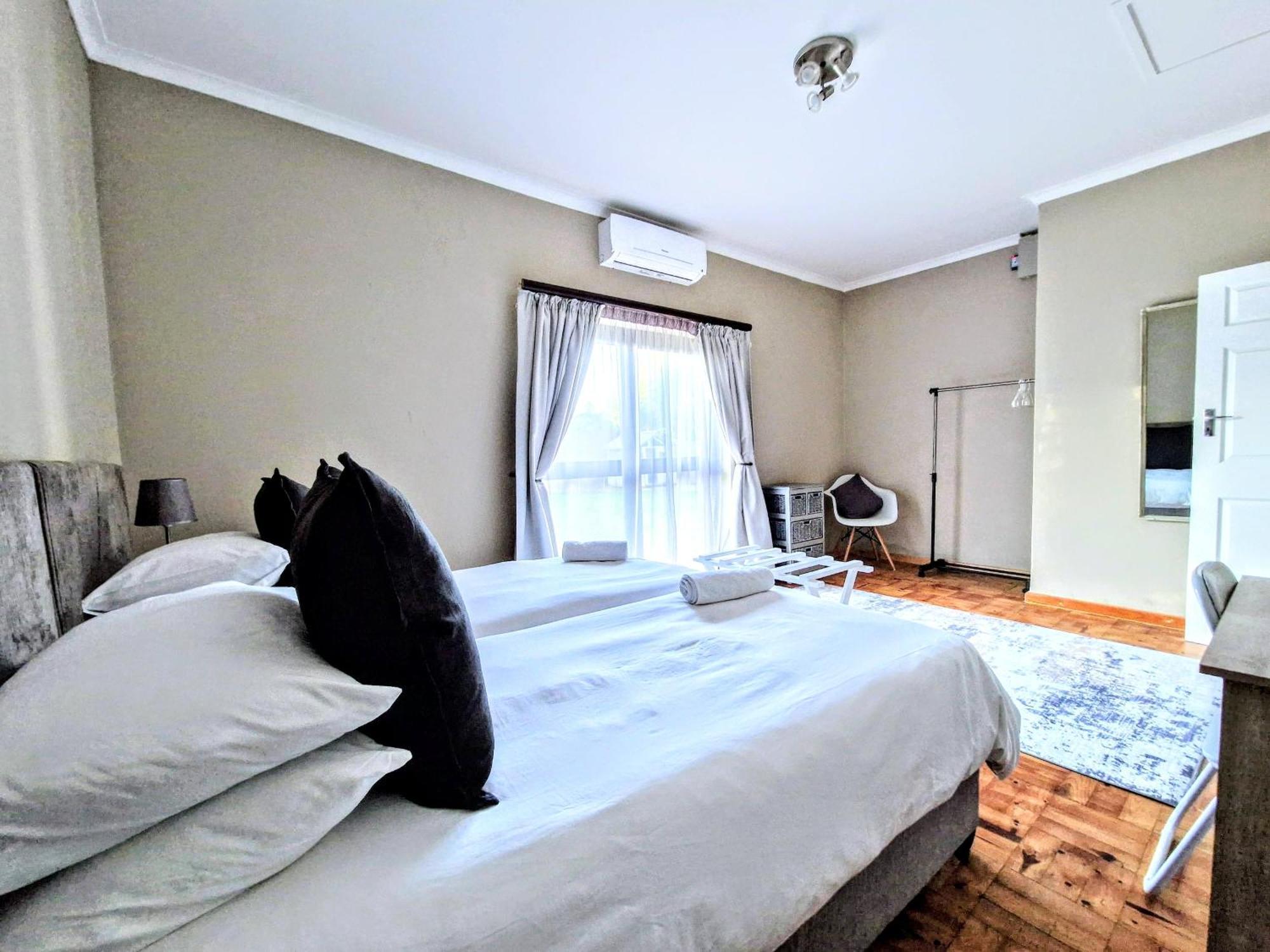 Hotel 9 On Drommedaris à Stellenbosch Extérieur photo