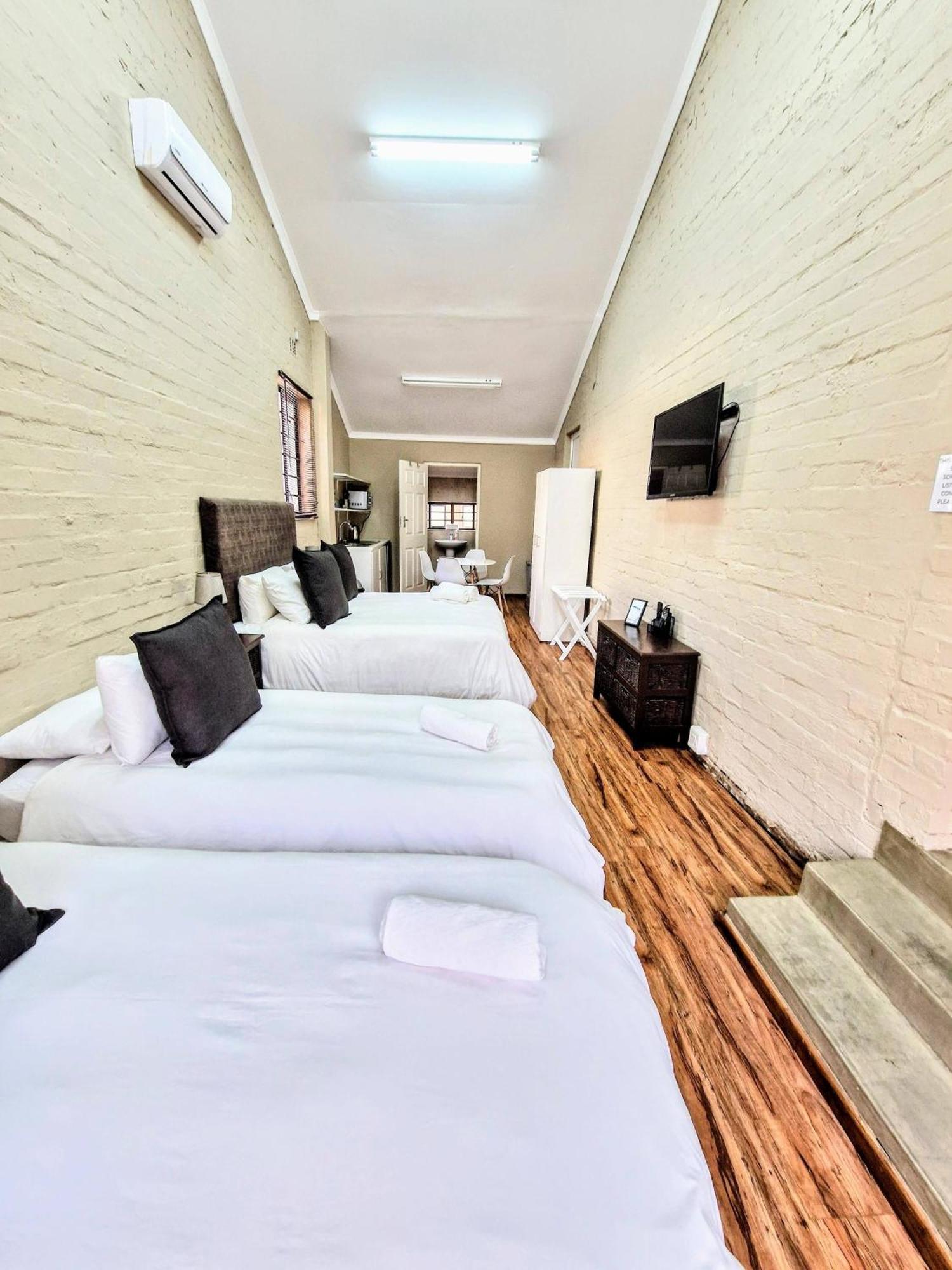 Hotel 9 On Drommedaris à Stellenbosch Extérieur photo