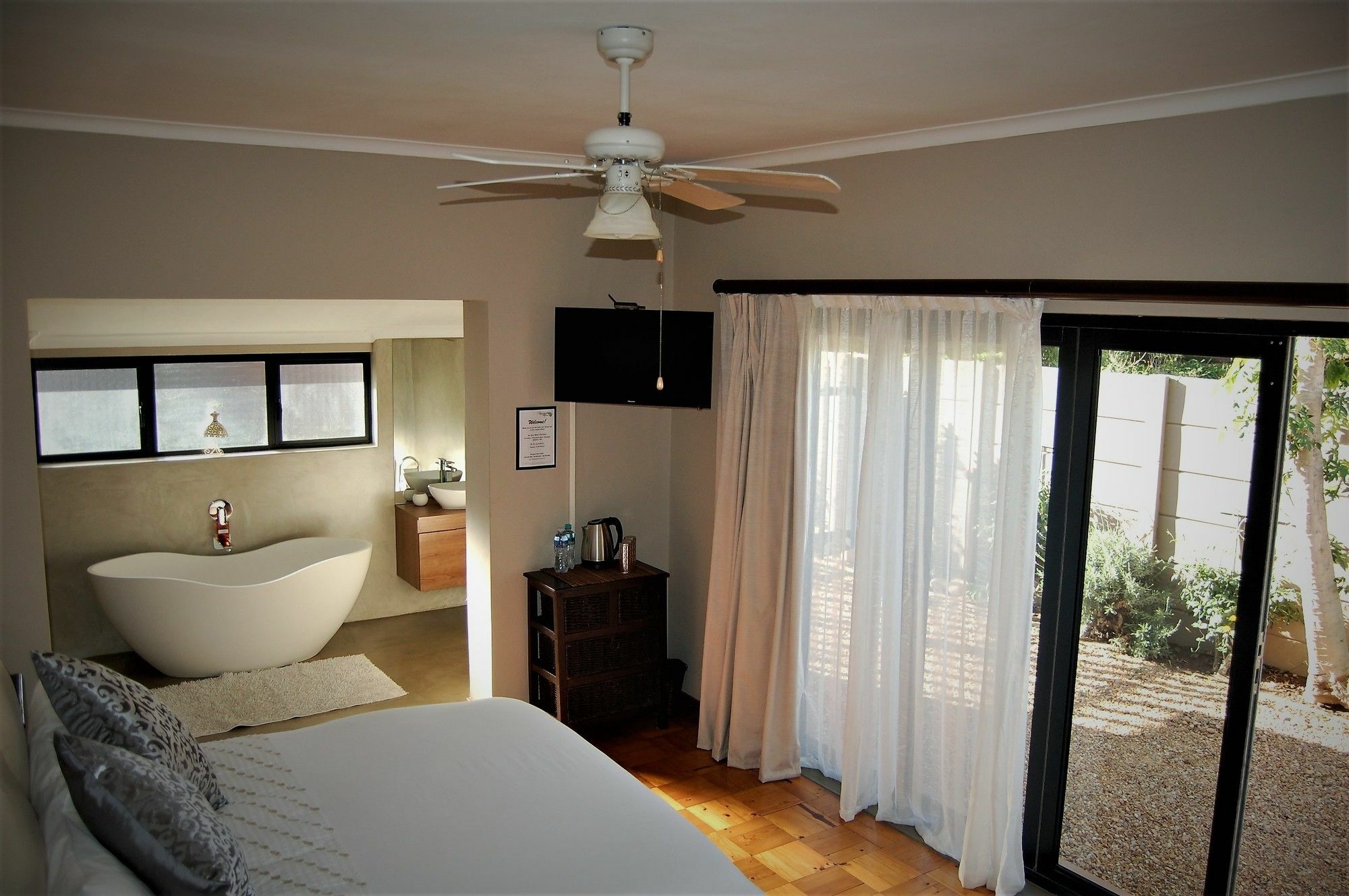 Hotel 9 On Drommedaris à Stellenbosch Extérieur photo